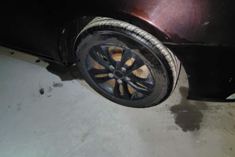 Used Geely Auto Emgrand 2014 Sedan 1.5L Manual Elite Model Right Front Wheel Hub