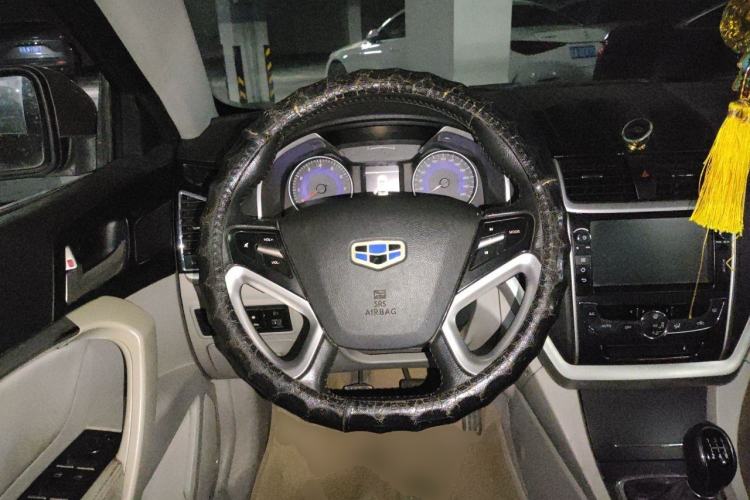 Used Geely Auto Emgrand 2014 Sedan 1.5L Manual Elite Model Steering Wheel