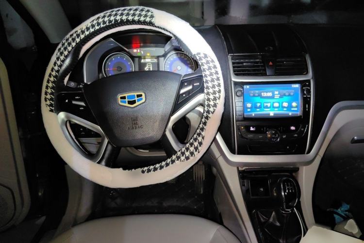 Used Geely Auto Emgrand 2014 Sedan 1.5L Manual Elite Model Steering Wheel