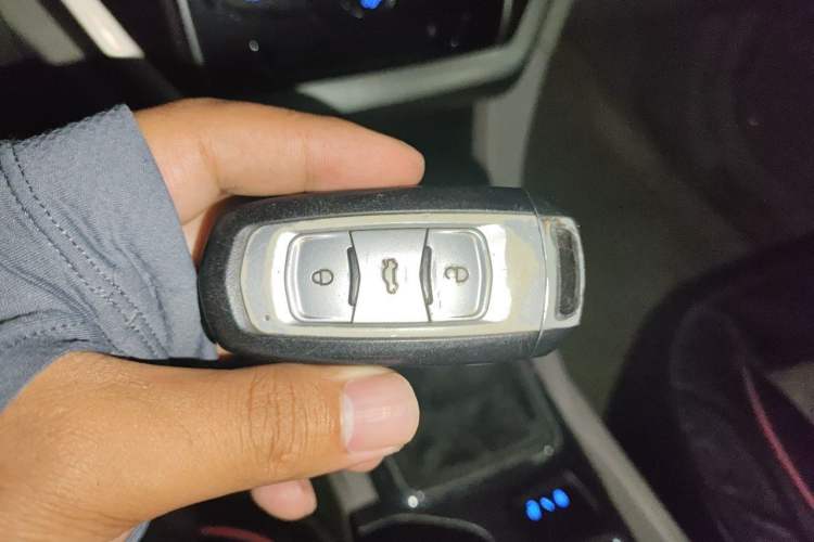 Used Geely Auto Emgrand 2014 Sedan 1.5L Manual Elite Model Vehicle Key