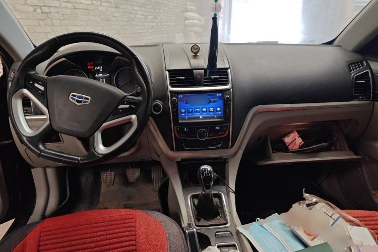 Used Geely Auto Emgrand 2014 Sedan 1.5L Manual Elite Model Center Console
