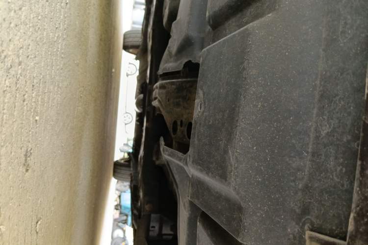 Used Geely Auto Emgrand 2014 Sedan 1.5L Manual Elite Model Chassis Front