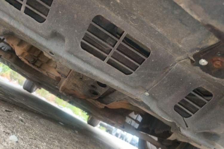 Used Geely Auto Emgrand 2014 Sedan 1.3T Manual Elite Model Chassis Front