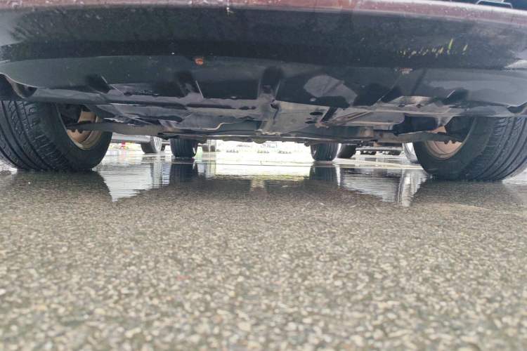 Used Geely Auto Emgrand 2014 Sedan 1.5L CVT Elite Model Chassis Front