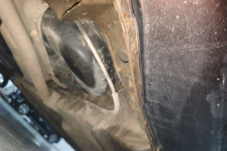 Used Geely Auto Emgrand 2014 Sedan 1.5L Manual Fashion Edition Chassis Rear Right