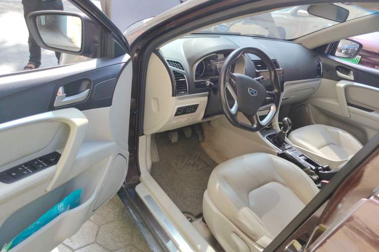 Used Geely Auto Emgrand 2014 Sedan 1.5L Manual Elite Model Driver Seat