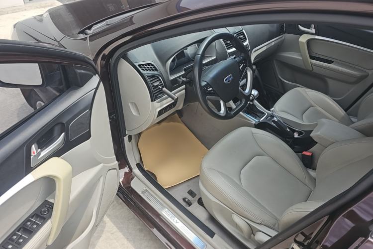 Used Geely Auto Emgrand 2014 Sedan 1.5L CVT Elite Model Driver Seat