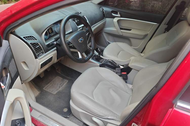 Used Geely Auto Emgrand 2014 Sedan 1.3T Manual Elite Model Driver Seat