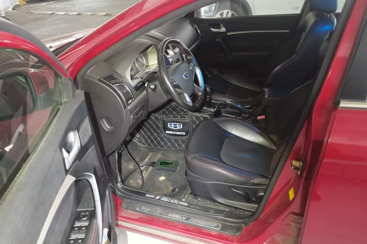 Used Geely Auto Emgrand 2014 Hatchback 1.3T Manual Elite Model Driver Seat