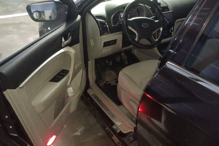 Used Geely Auto Emgrand 2014 Sedan 1.5L Manual Fashion Edition Driver Seat