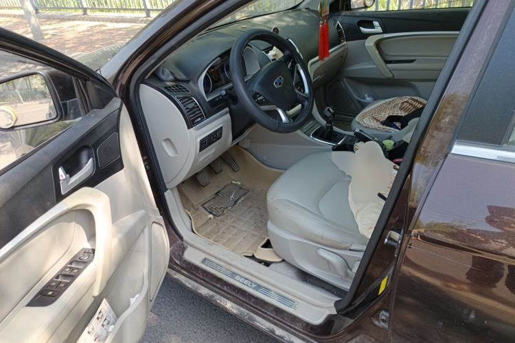 Used Geely Auto Emgrand 2014 Sedan 1.5L Manual Elite Model Driver Seat