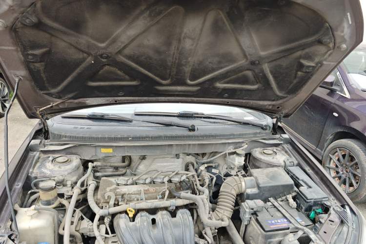 Used Geely Auto Emgrand 2014 Sedan 1.5L Manual Fashion Edition Engine Bay