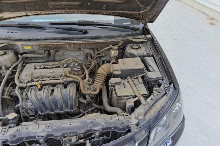 Used Geely Auto Emgrand 2014 Sedan 1.5L Manual Fashion Edition Engine Bay Left