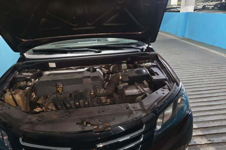 Used Geely Auto Emgrand 2014 Sedan 1.5L Manual Fashion Edition Engine Bay Left