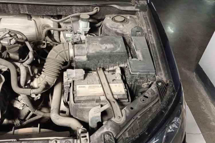 Used Geely Auto Emgrand 2014 Sedan 1.5L Manual Fashion Edition Engine Bay Left