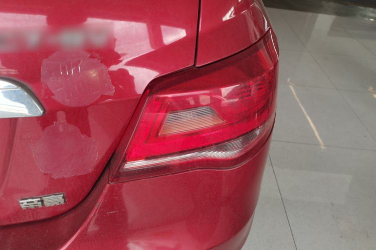 Used Geely Auto Emgrand 2014 Hatchback 1.3T Manual Elite Model Exterior 3