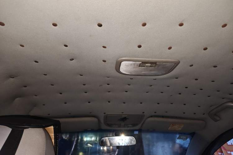 Used Geely Auto Emgrand 2014 Sedan 1.5L Manual Fashion Edition Headliner