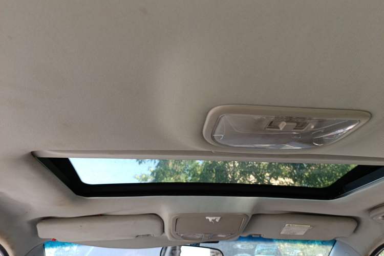 Used Geely Auto Emgrand 2014 Sedan 1.5L Manual Elite Model Headliner