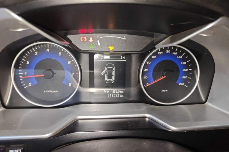 Used Geely Auto Emgrand 2014 Sedan 1.5L Manual Fashion Edition Instrument Cluster