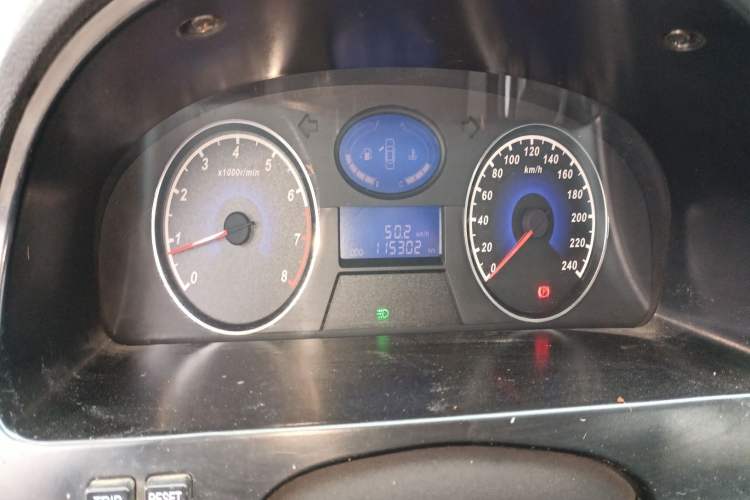 Used Geely Auto Emgrand 2014 Sedan 1.5L Manual Elite Model Instrument Cluster