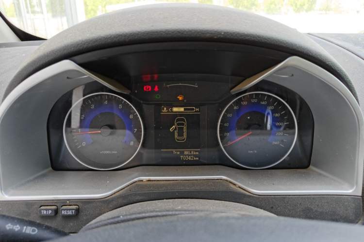 Used Geely Auto Emgrand 2014 Sedan 1.5L Manual Fashion Edition Instrument Cluster