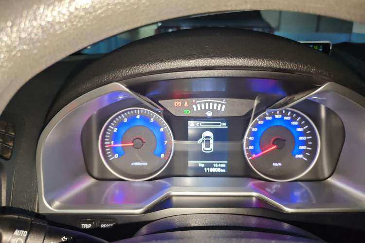 Used Geely Auto Emgrand 2014 Sedan 1.5L Manual Fashion Edition Instrument Cluster