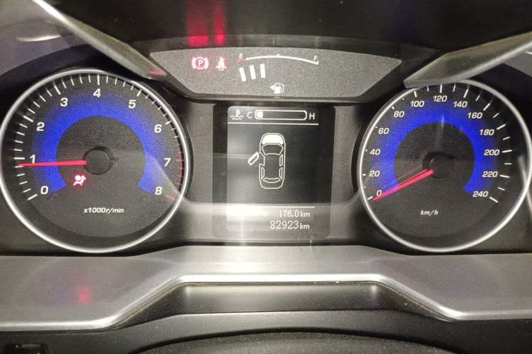Used Geely Auto Emgrand 2014 Sedan 1.5L Manual Fashion Edition Instrument Cluster