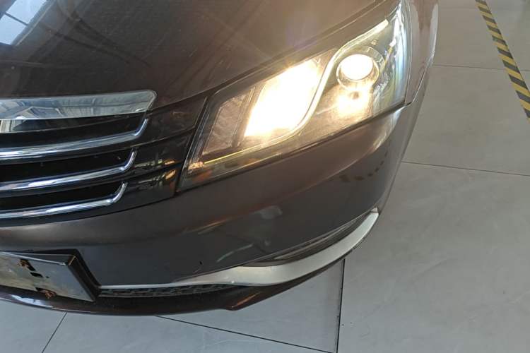 Used Geely Auto Emgrand 2014 Sedan 1.3T Manual Elite Model Left Front Headlight