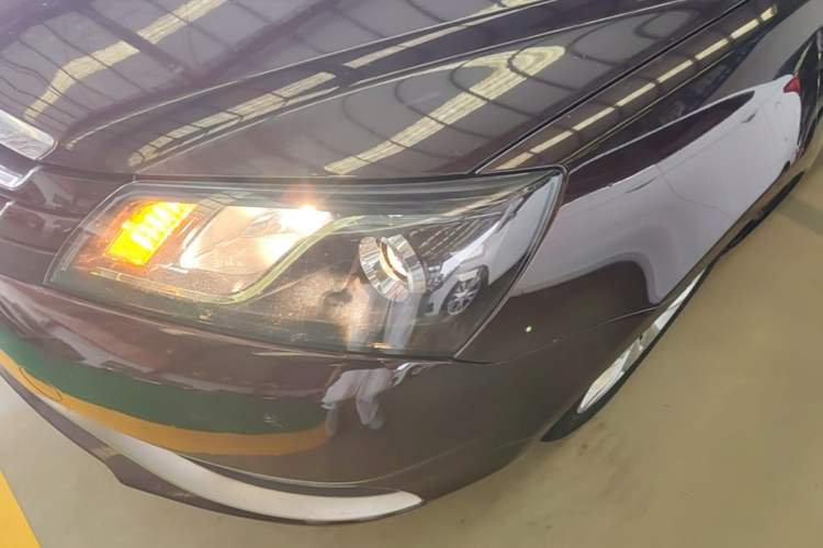 Used Geely Auto Emgrand 2014 Sedan 1.3T Manual Elite Model Left Front Headlight