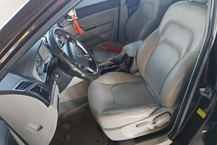 Used Geely Auto Emgrand 2014 Sedan 1.3T Manual Elite Model Left Front Seat