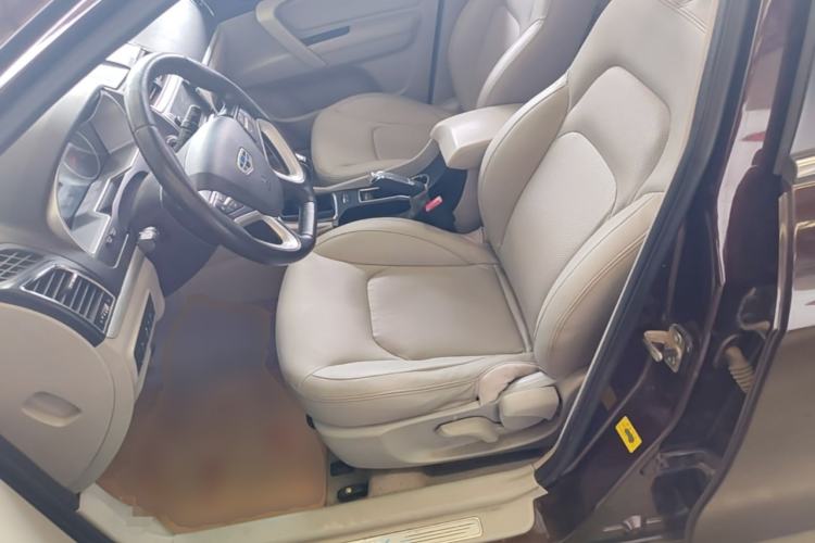 Used Geely Auto Emgrand 2014 Sedan 1.3T Manual Elite Model Left Front Seat