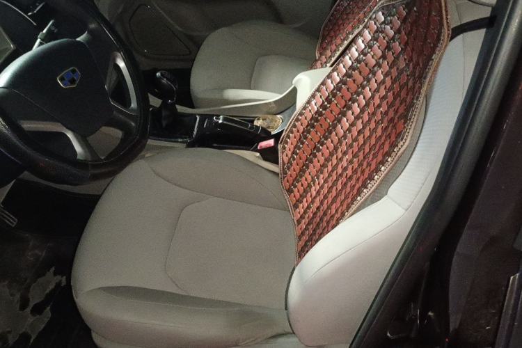 Used Geely Auto Emgrand 2014 Sedan 1.5L Manual Fashion Edition Left Front Seat