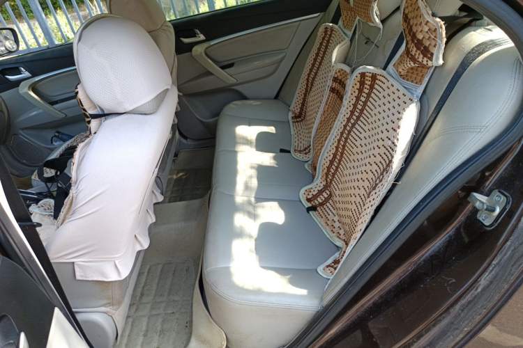 Used Geely Auto Emgrand 2014 Sedan 1.5L Manual Elite Model Left Rear Seat