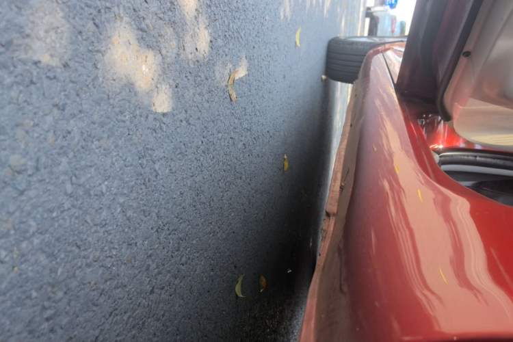 Used Geely Auto Emgrand 2014 Sedan 1.5L Manual Elite Model Left Side Sill