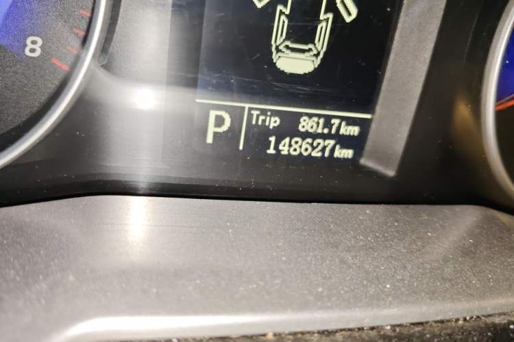 Used Geely Auto Emgrand 2014 Sedan 1.5L CVT Elite Model Odometer Close Up