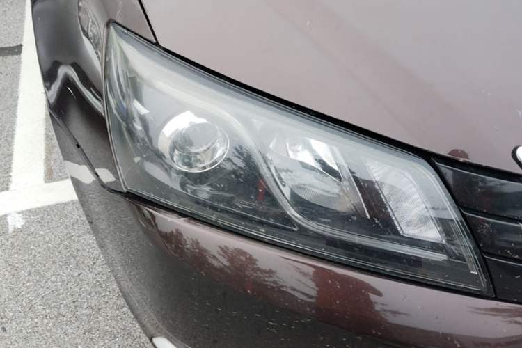 Used Geely Auto Emgrand 2014 Sedan 1.5L Manual Fashion Edition Right Front Headlight