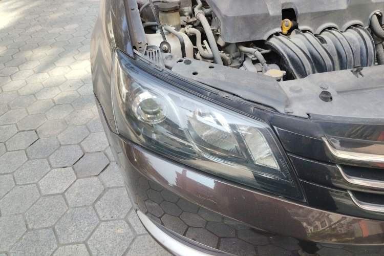 Used Geely Auto Emgrand 2014 Sedan 1.5L Manual Elite Model Right Front Headlight