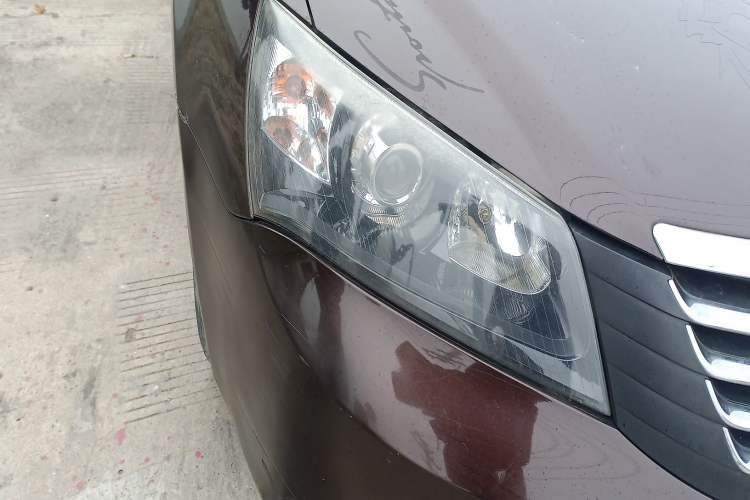 Used Geely Auto Emgrand 2014 Sedan 1.5L Manual Elite Model Right Front Headlight