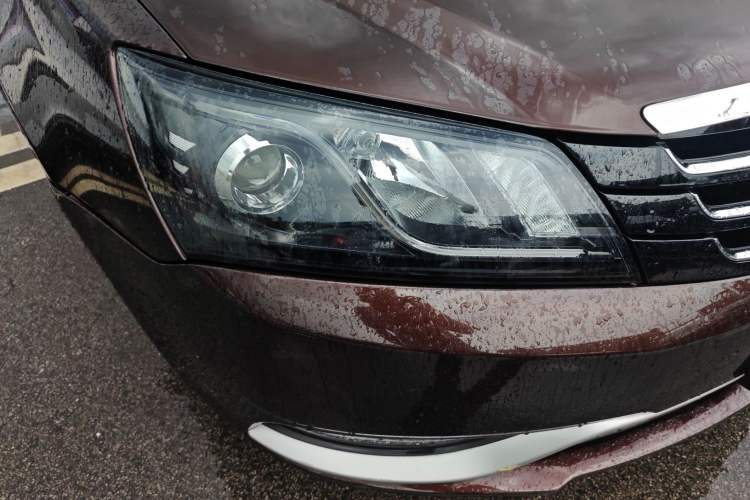 Used Geely Auto Emgrand 2014 Sedan 1.5L CVT Elite Model Right Front Headlight