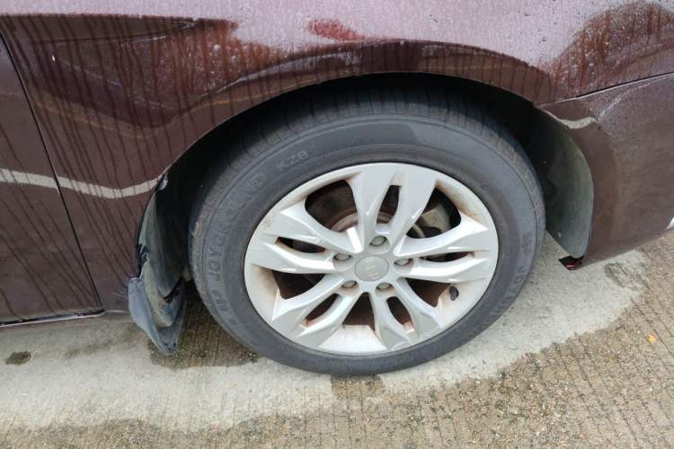 Used Geely Auto Emgrand 2014 Sedan 1.5L Manual Elite Model Right Front Wheel Hub