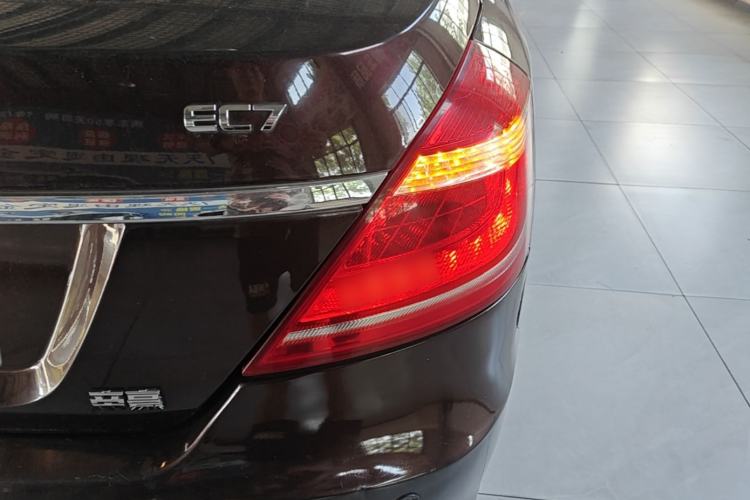 Used Geely Auto Emgrand 2014 Sedan 1.3T Manual Elite Model Right Rear Taillight
