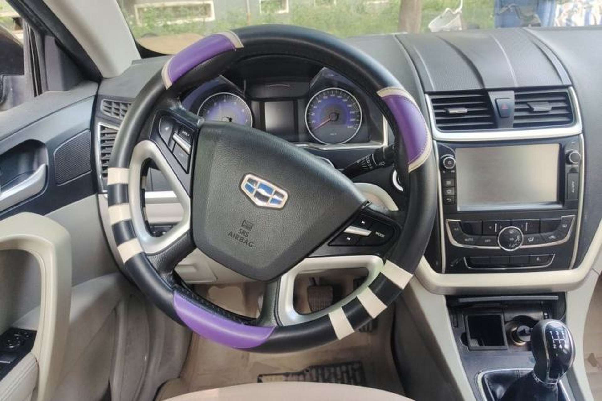 Used Geely Auto Emgrand 2014 Sedan 1.5L Manual Elite Model Steering Wheel