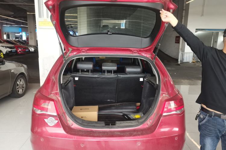 Used Geely Auto Emgrand 2014 Hatchback 1.3T Manual Elite Model Trunk