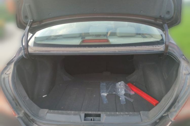 Used Geely Auto Emgrand 2014 Sedan 1.5L CVT Elite Model Trunk