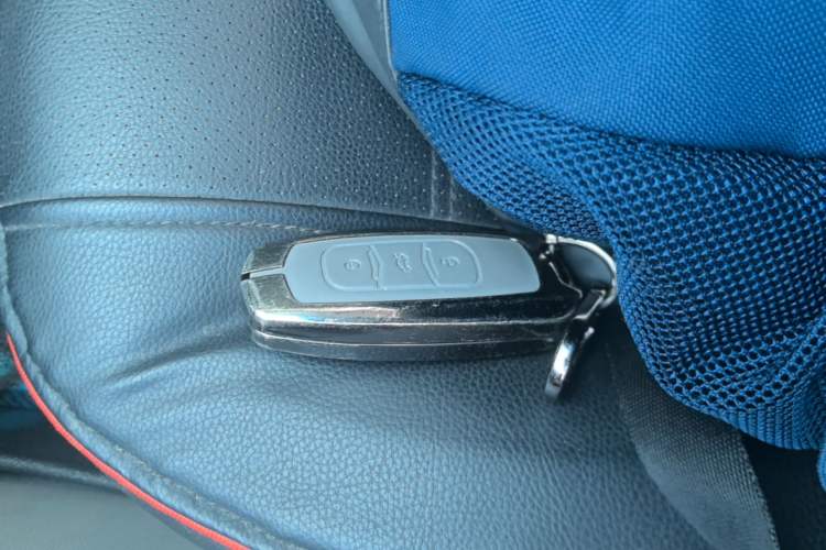 Used Geely Auto Emgrand 2014 Sedan 1.5L Manual Elite Model Vehicle Key