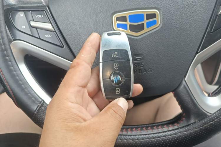 Used Geely Auto Emgrand 2014 Hatchback 1.3T CVT Elite Model Vehicle Key