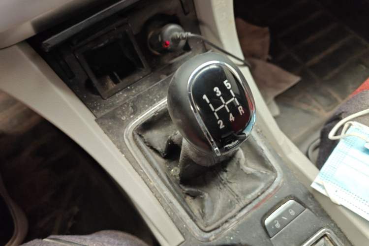 Used Geely Auto Emgrand 2014 Sedan 1.5L Manual Elite Model Vehicle Key