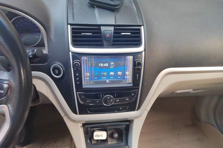 Used Geely Auto Emgrand 2014 Sedan 1.5L Manual Elite Model Audio And AC Panel