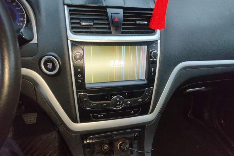 Used Geely Auto Emgrand 2014 Sedan 1.5L Manual Elite Model Audio And AC Panel