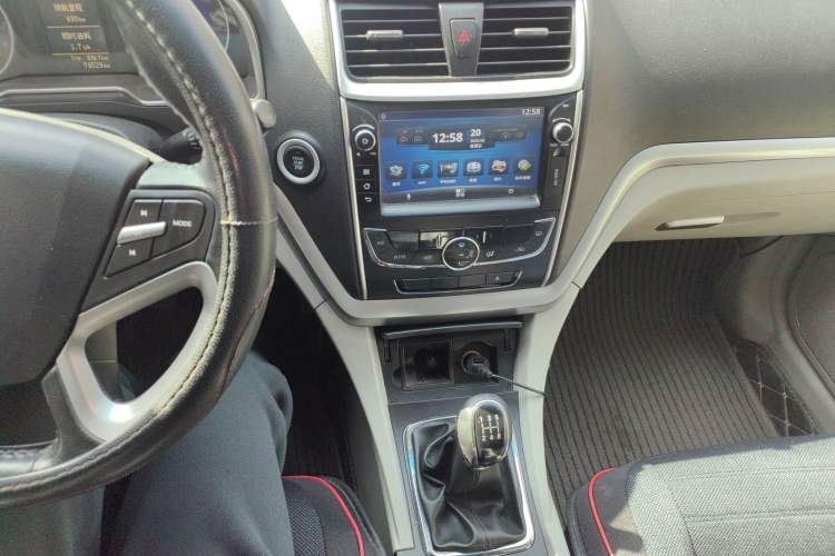 Used Geely Auto Emgrand 2014 Sedan 1.5L Manual Elite Model Audio And AC Panel